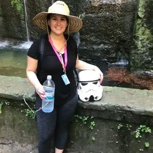 Meet your Posher, Danielle